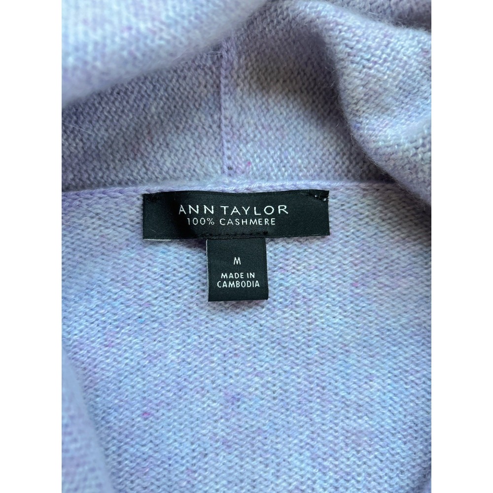 Ann Taylor 100% Cashmere Wrap Sweater Women's Size M Lavender Soft Luxury - Picture 4 of 8